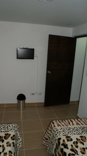 Hostal El Hangar 65