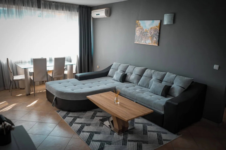 Apartment - Sleeps 4 & Free Parking