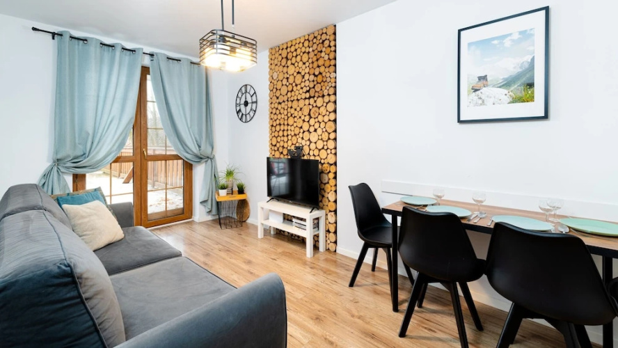 RentPlanet - Leśny Dom