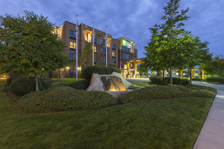 Holiday Inn Express & Suites Riverport Richmond photo 28