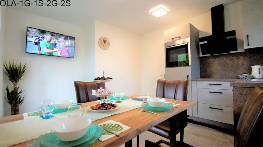 2 Bedrooms Comfort Quintuple Apartment