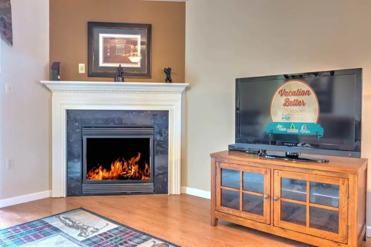 Cedar Lodge 702