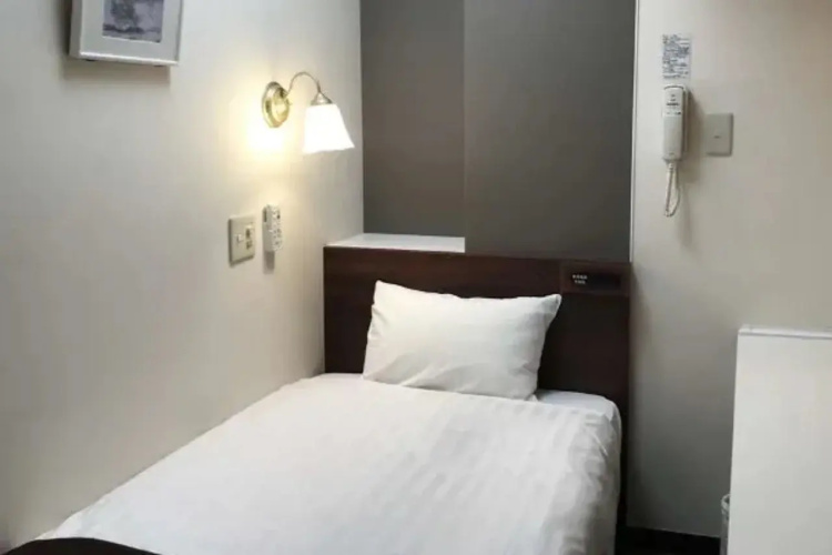 Hotel Check In Shimbashi