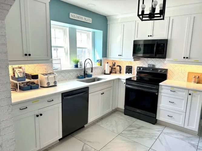 Solomons Island 6BR Family Getaway