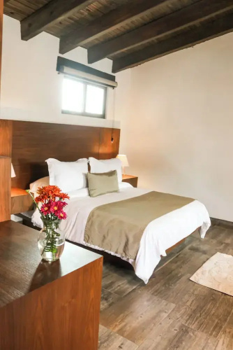 Hotel Roca y Cantera