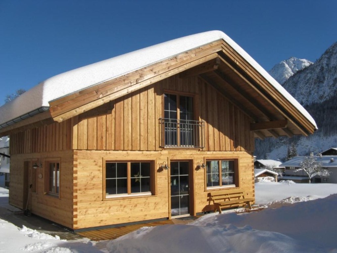 3 Bedrooms Chalet