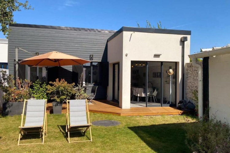 2 Bedrooms Cottage