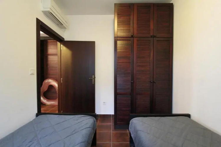 3 BR Apartment in Boka Gardens complex