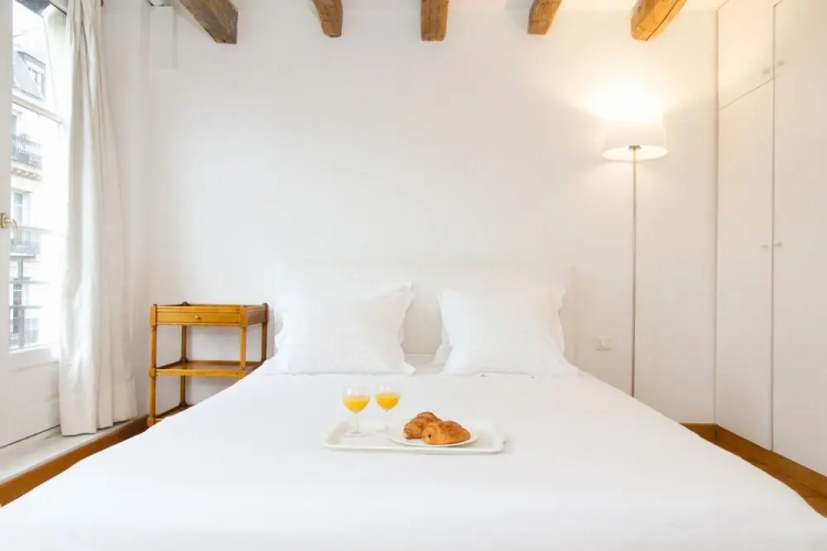 Odeon - Saint Germain Private Apartment