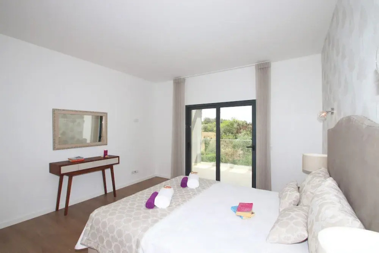Villa Riviera