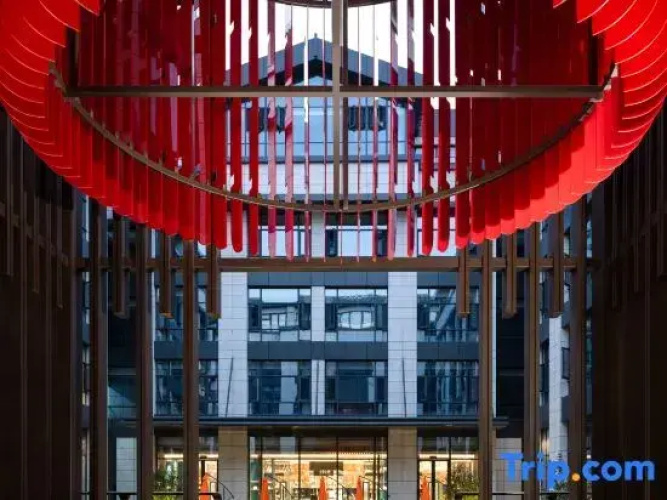 Luoyang Huamao Chunsong Hotel