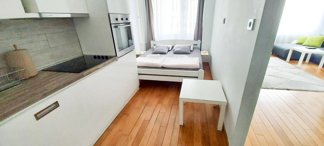 High White Apartments