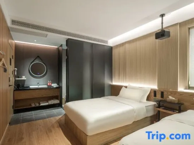 Premium Twin room