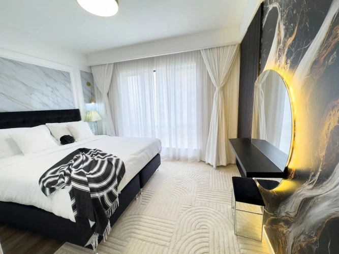 Executive Double Apartment with city view