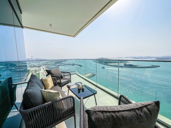 Deluxe Apartment with balcony