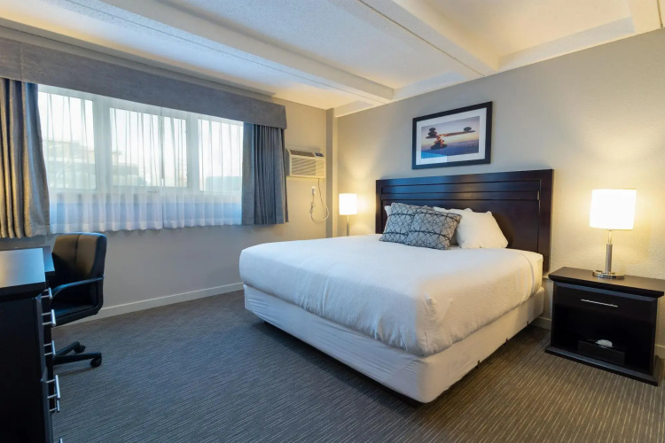 BCMInns Fort McMurray