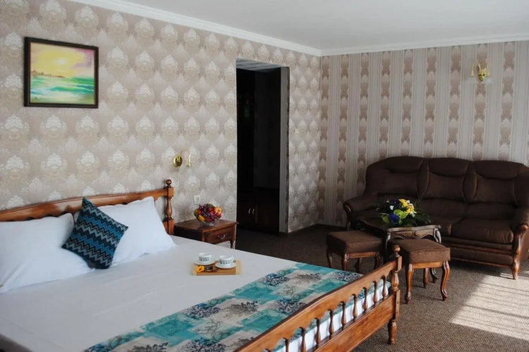 Hotel Mercury