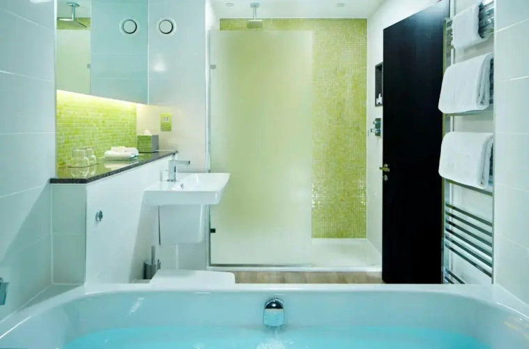1 Bedroom Suite
