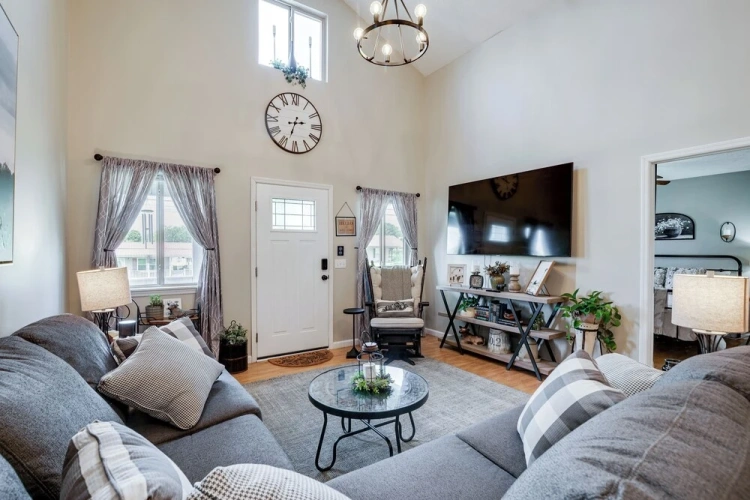 3 Bedrooms Cottage