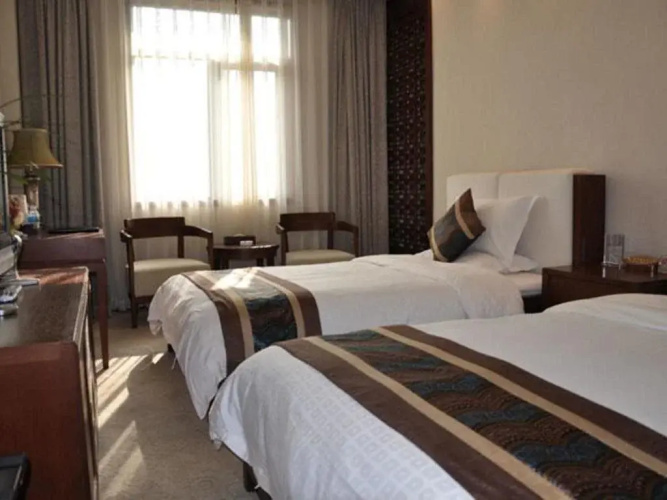 Fragrant Hills Holiday Business Hotel