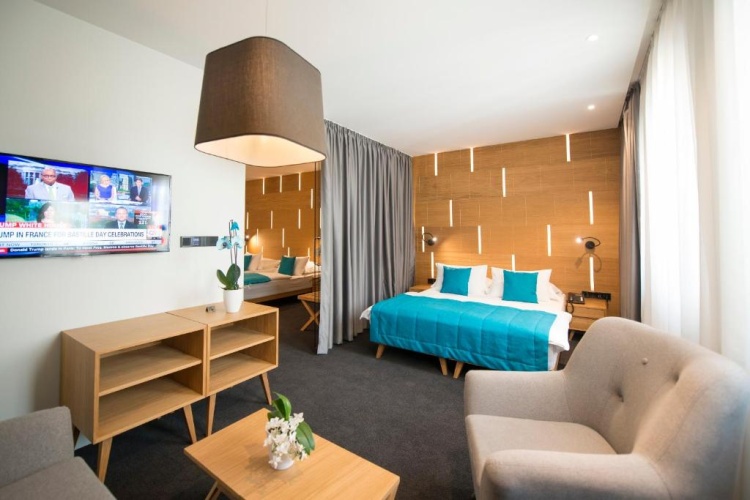 2 Bedrooms Suite