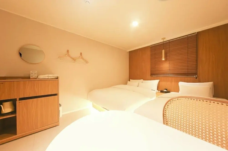Standard Twin room