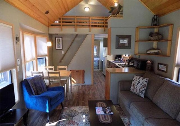 2 Bedrooms Cottage