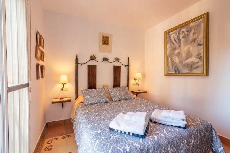 1133 Villa Dachita