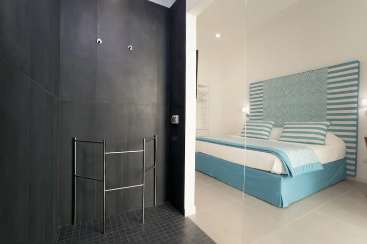 Blue Suite Sorrento Tasso Square