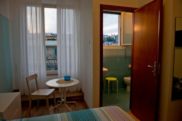 Deluxe room with balcony and with view