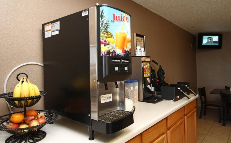 New Victorian Inn & Suites Lincoln photo 14