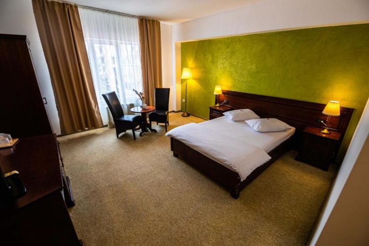 Standard Double room with view
