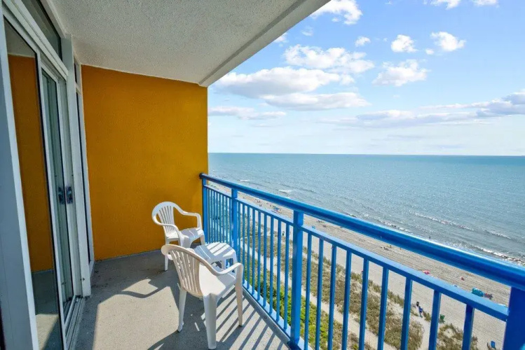 Stunning Oceanfront View Atlantica Tower