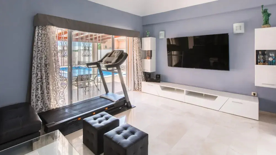 Classic Villa, luxe, private pool & prime location