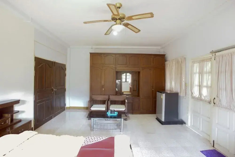 OYO 75357 Thipsiri Home