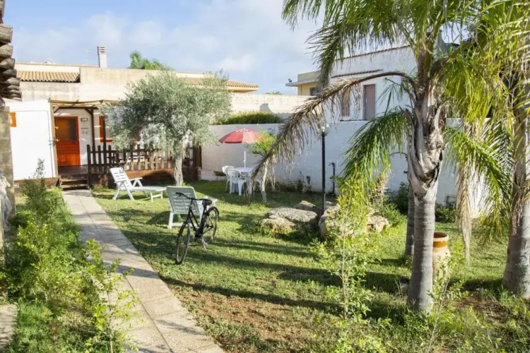 2 Bedrooms Cottage