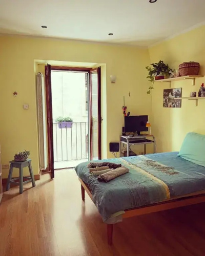 Jenniʻs Indipendent Tiny House