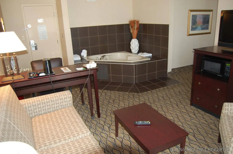 DoubleTree by Hilton Sioux City