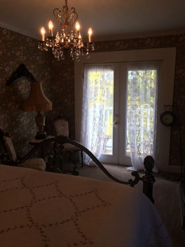 Grand room