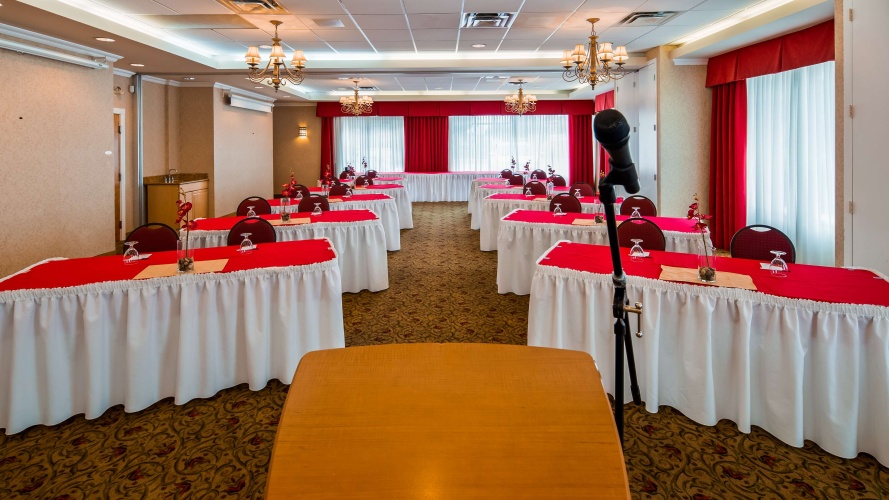 Best Western Plus Regency Inn & Conference Centre photo 36
