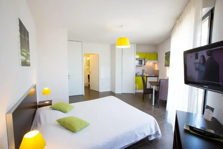 All Suites Appart Hôtel - Pau - Zénith