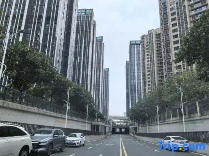 Liangsu (Shunde OCT Harbour Plus)