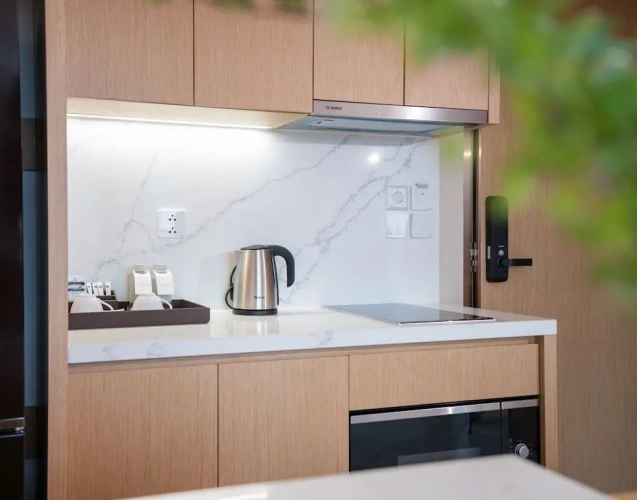 1 Bedroom Deluxe Suite with city view