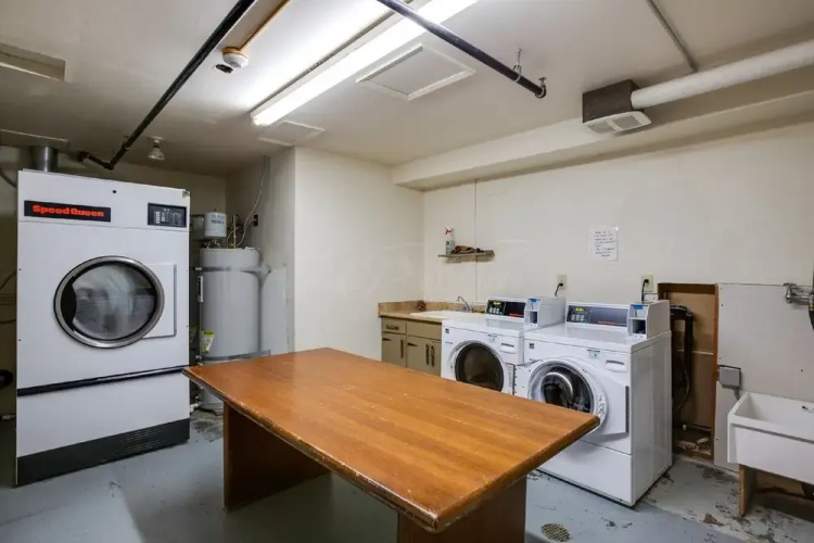 Mt Baker Lodging Condo 77 - KITCHENETTE, SLEEPS-2! by MBL