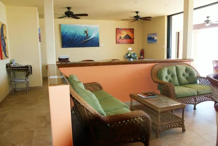 The Cerritos Beach Inn