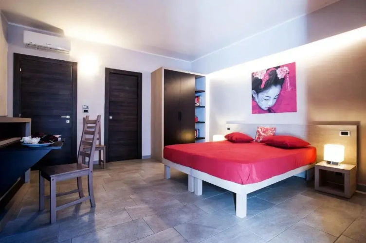 Standard Triple room