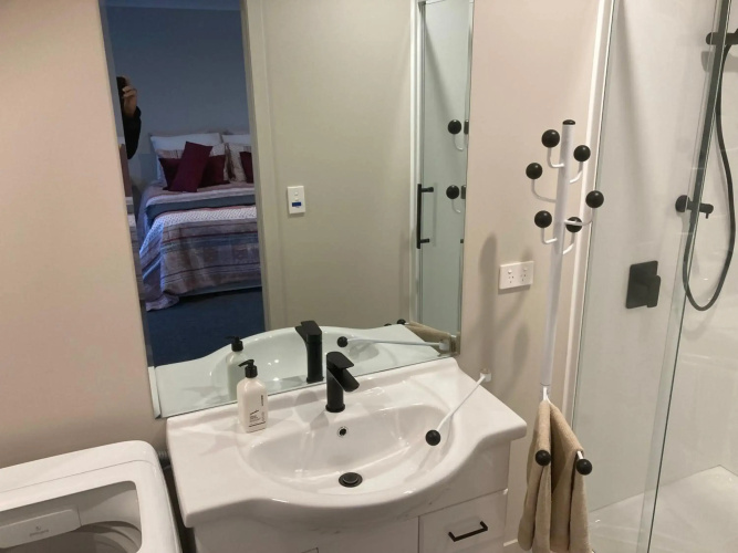 Cambridge Te Awa Rivertrail BnB