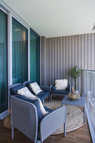 3BD Haven with Sweeping Water Views
