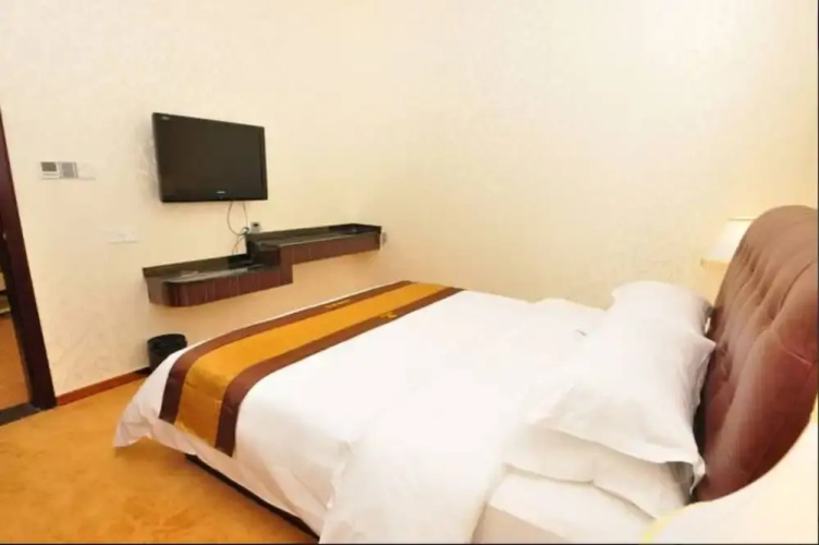 Karen Hotel