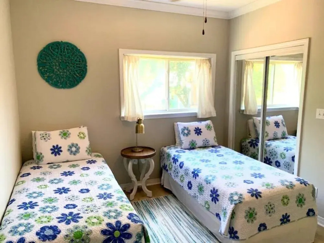148 Beau Clair - Beachside Townhome With Pool in Long Beach